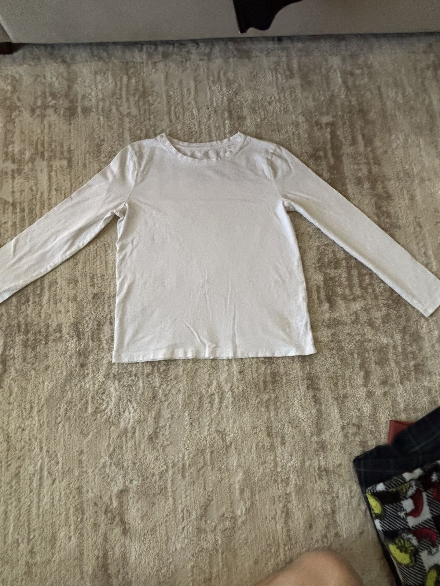 2 Long Sleeves
