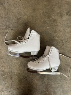 Riedell Ruby White Ice skates With Pink Gems