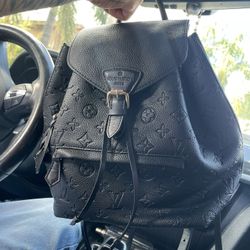 Loui Vuitton Empreinte Montsouris PM Black