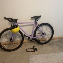 State bike With Helmet And Lock $600