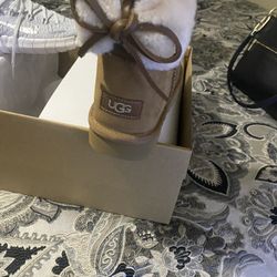 Boots Uggs