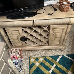 Cindy Crawford Buffet Console/Table