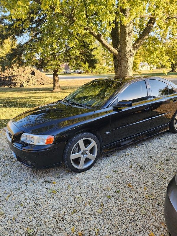 2005 Volvo S-60