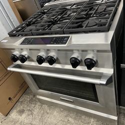 Kitchen Aid Dual Fuel 36” Wide Range Self Clean 