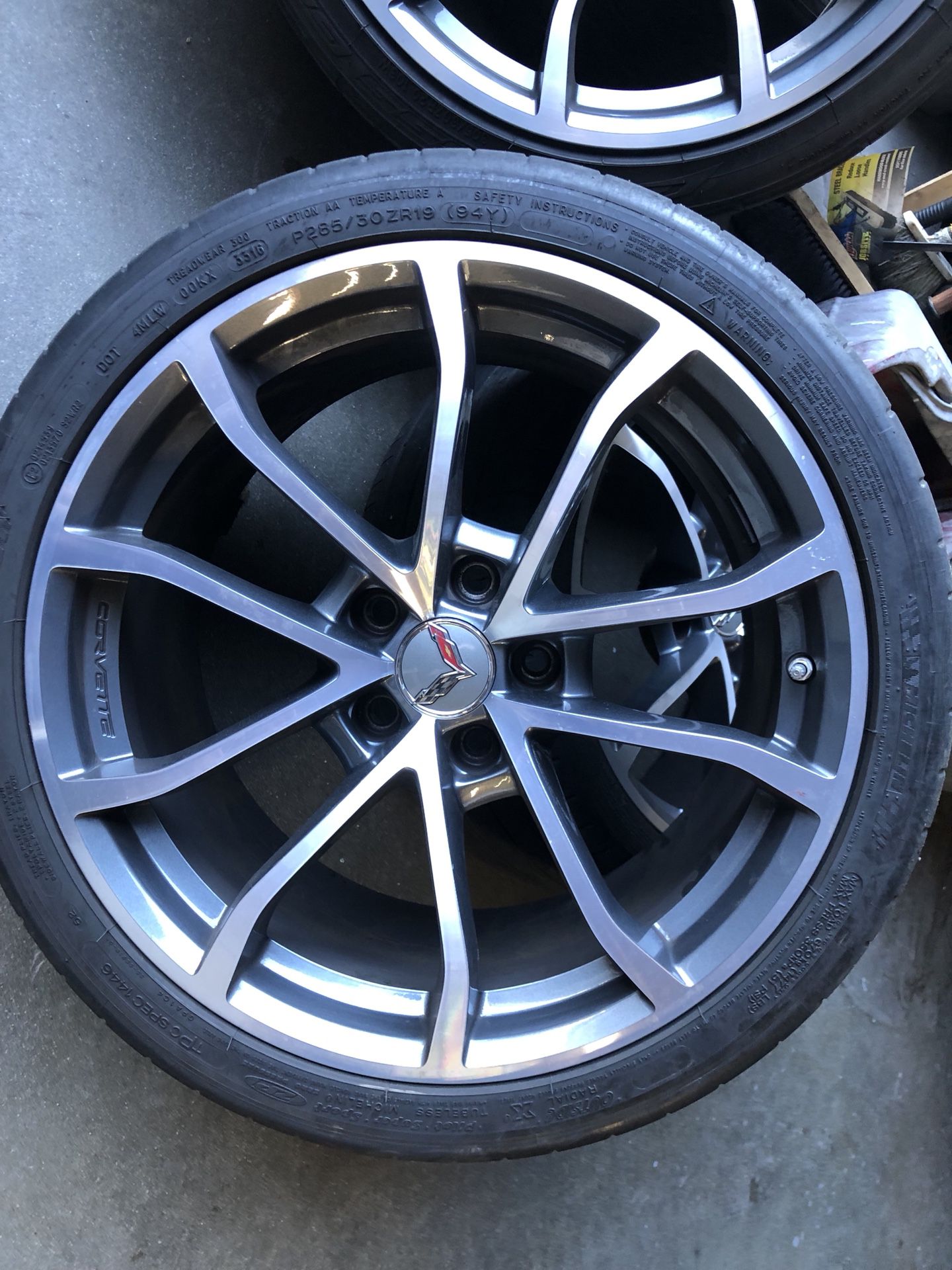 Corvette rims wheels comes with Michelin tires