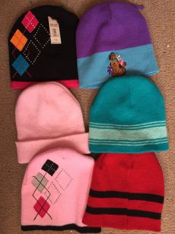 6 girl beanies one size (4 yr and up)