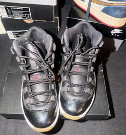 Used shoes for school