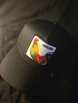 Rooster trucker hat