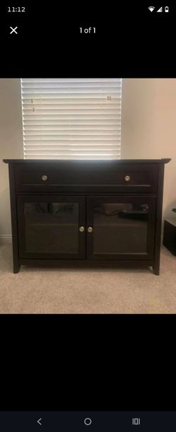 TV / Entertainment Stand