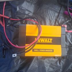 DeWALT Inverter