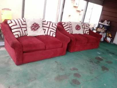Loveseats( ruby color )