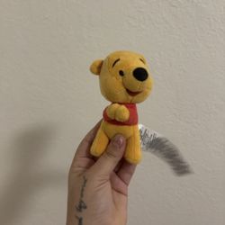 Disney Parks Magnetic Plush Winnie The Pooh 