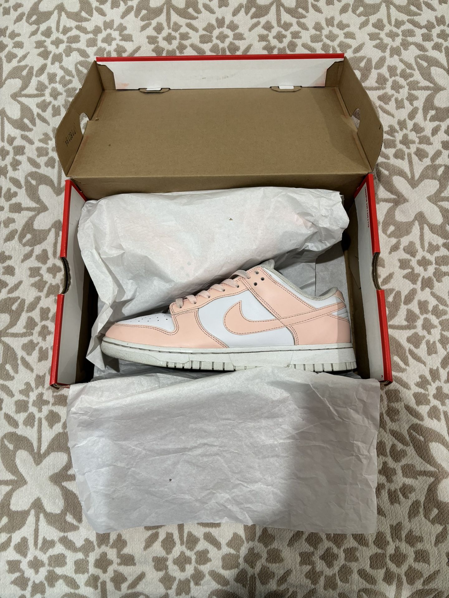 Wmns Orange Pearl Dunks