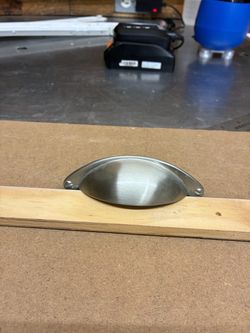Kitchen cabinet and drawer hardware