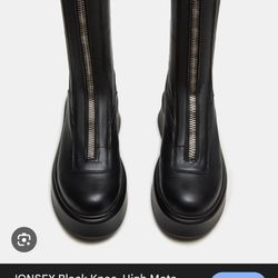 Steve Madden Jonsey Zip-Up Boots