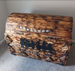 Rustic Western Wood Trunk Chest