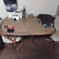 FREE!!2 Kitchen Tables With 2 Matching Chairs for each table 