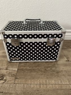 Makeup/Toiletries Carry Case