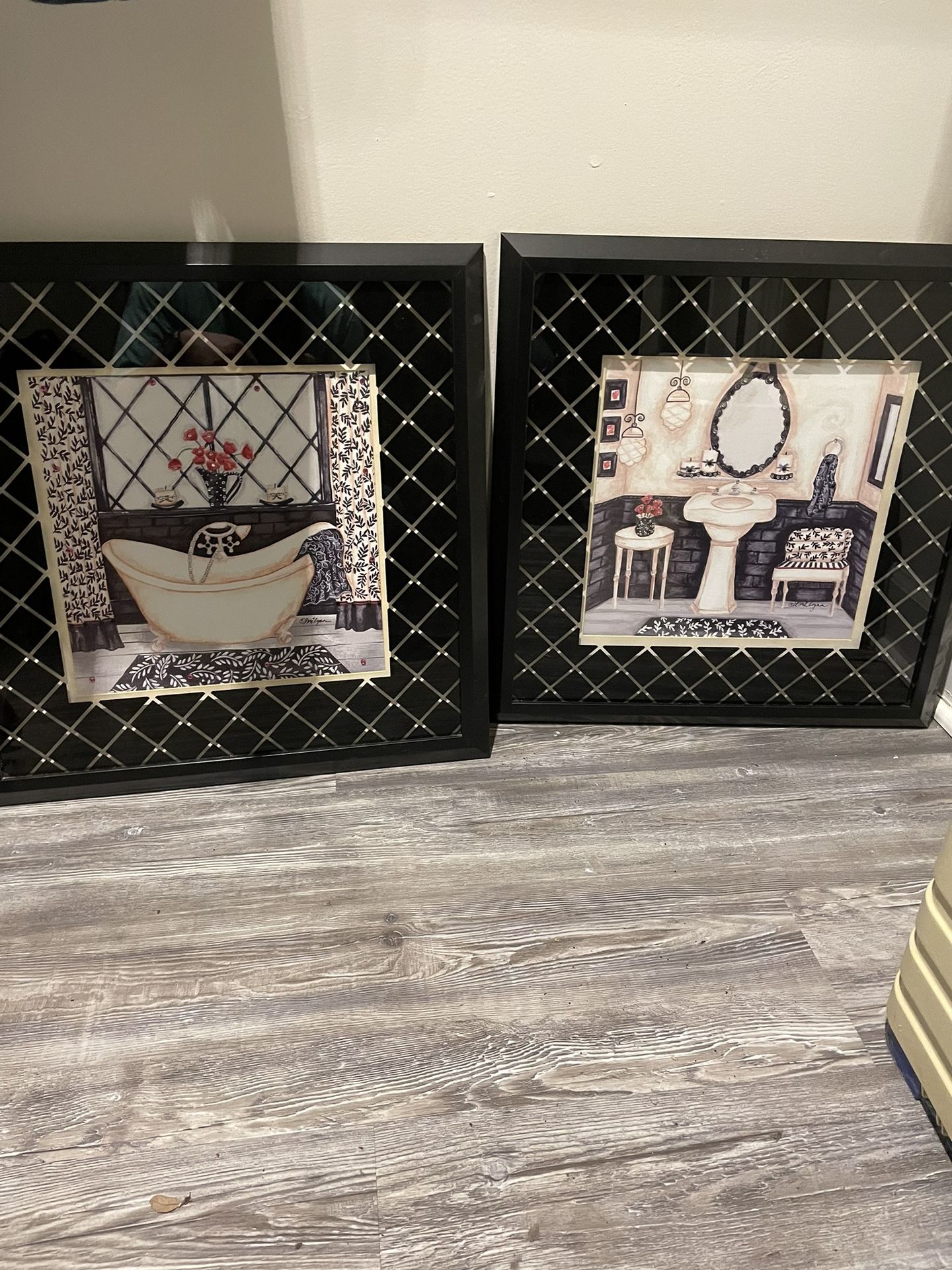 Pictures Of Old Bathroom Scene