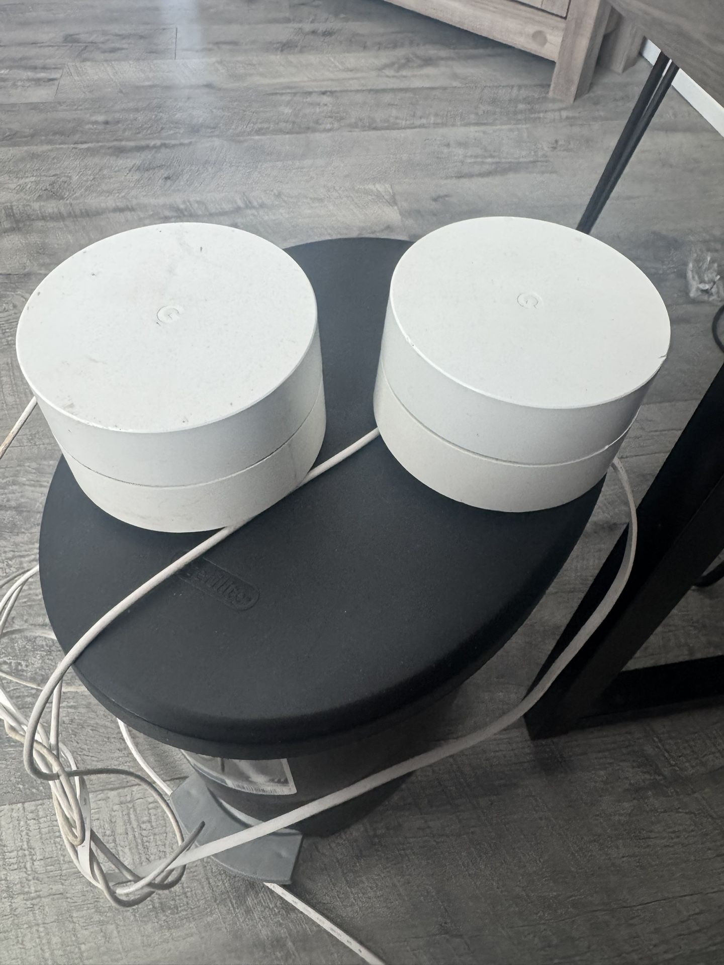 Google WiFi Router (2)