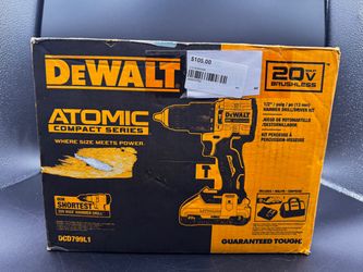 new DeWalt 20V ATOMIC 1/2" Hammer Drill & 3.0 Battery Kit DCD799L1