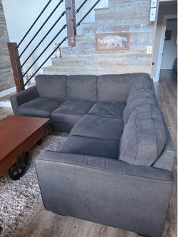 Sofa sectional