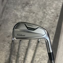 Titliest T200 Irons PW-6