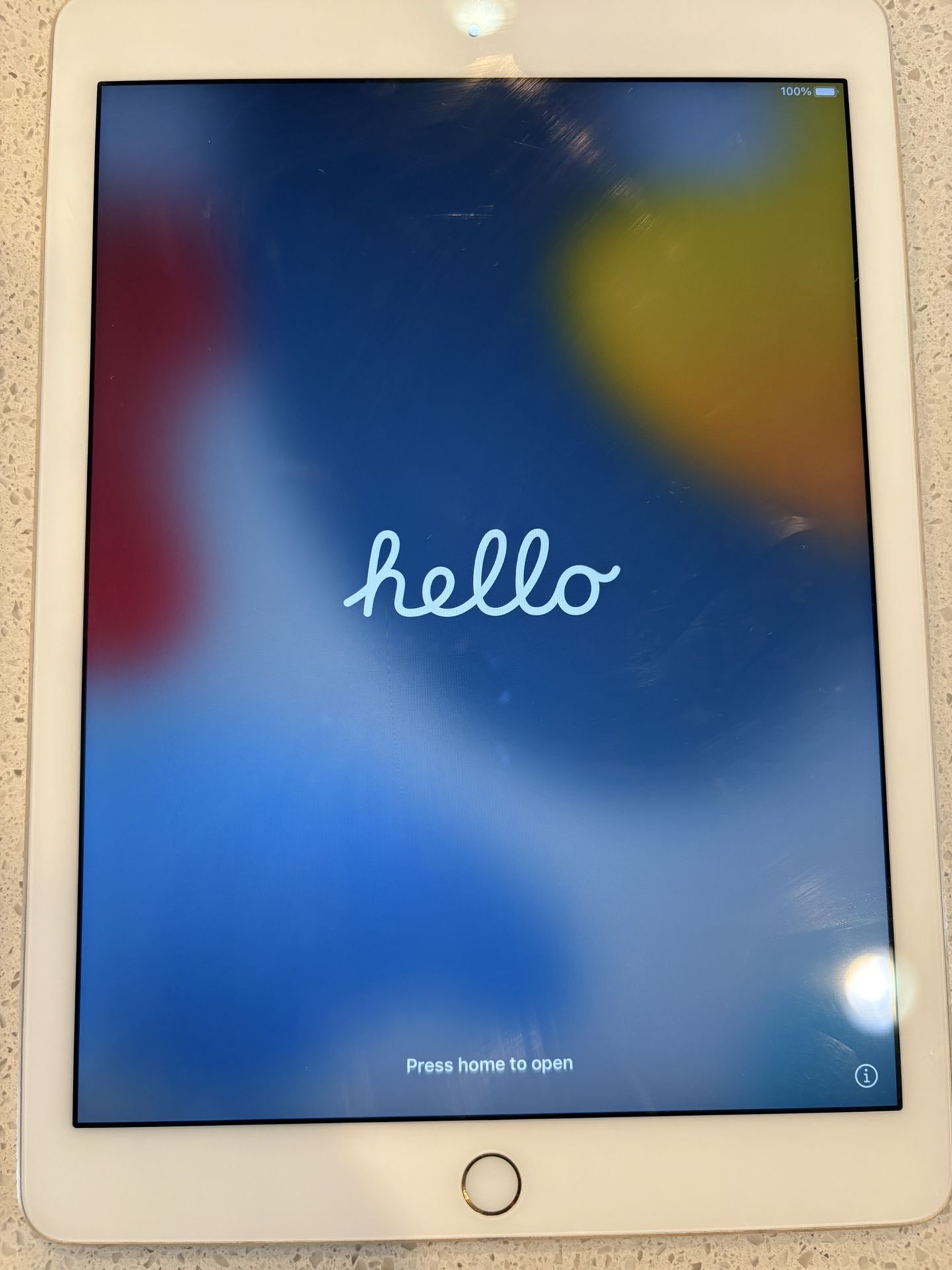 Apple iPad Air 2 (32GB) - Fully Reset - Ready to Use