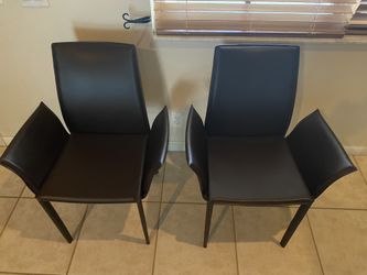 2 Leather Chairs With Arm Rest