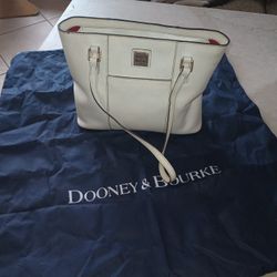 Dooney & Bourke Handbag 