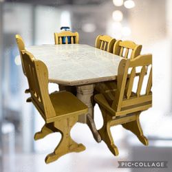 Kitchen / Dinning Room Table