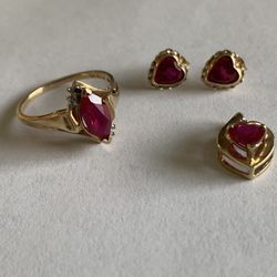Gorgeous 10k Gold with Rubies Jewelry Set 