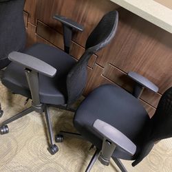 Office Chairs 
