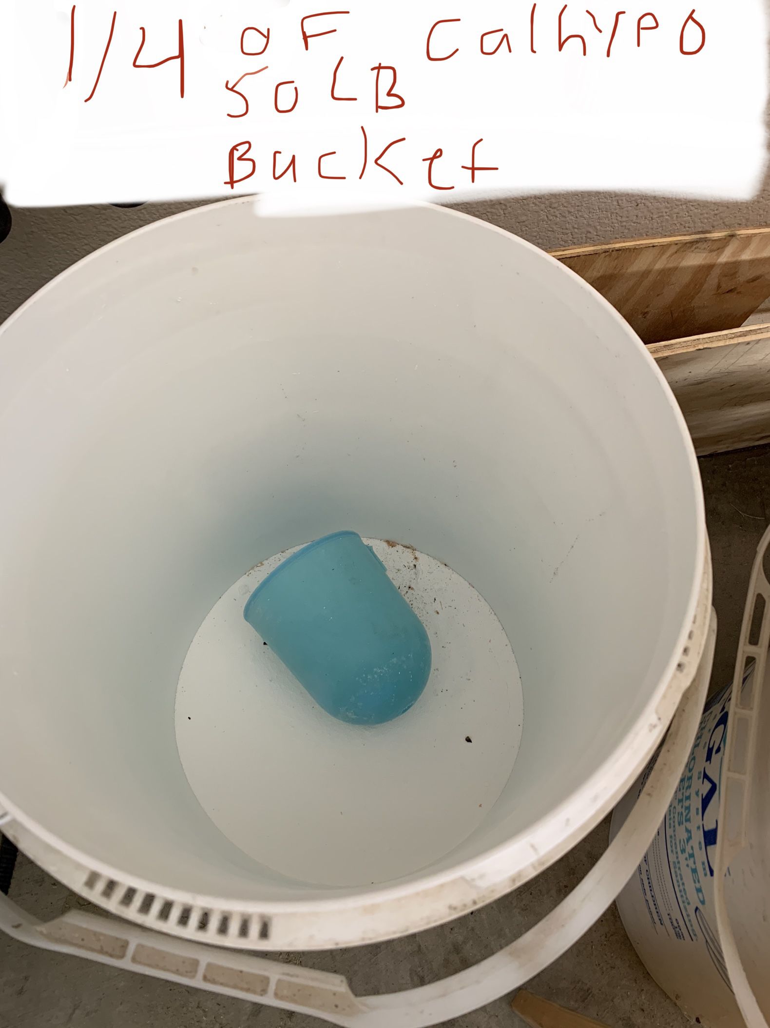 50lb Bucket Of DE / 1/4 Of 50lb Bucket Calhypo / 3/4 Of 50lb Bucket Dy-Chlor 