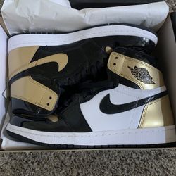 Jordan 1 Retro High NRG Patent Gold Toe