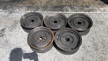 Five Mopar 5 On 4 Lug Small bolt pattern 14x4.5 Inch Stock Steelies