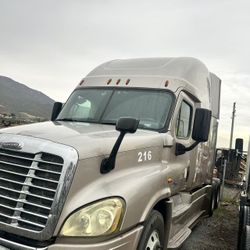 Freightliner DD15 Fro Sale 