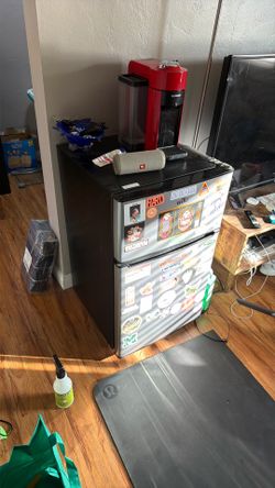 Used mini fridge