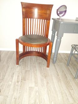 Pretty cool ass chair