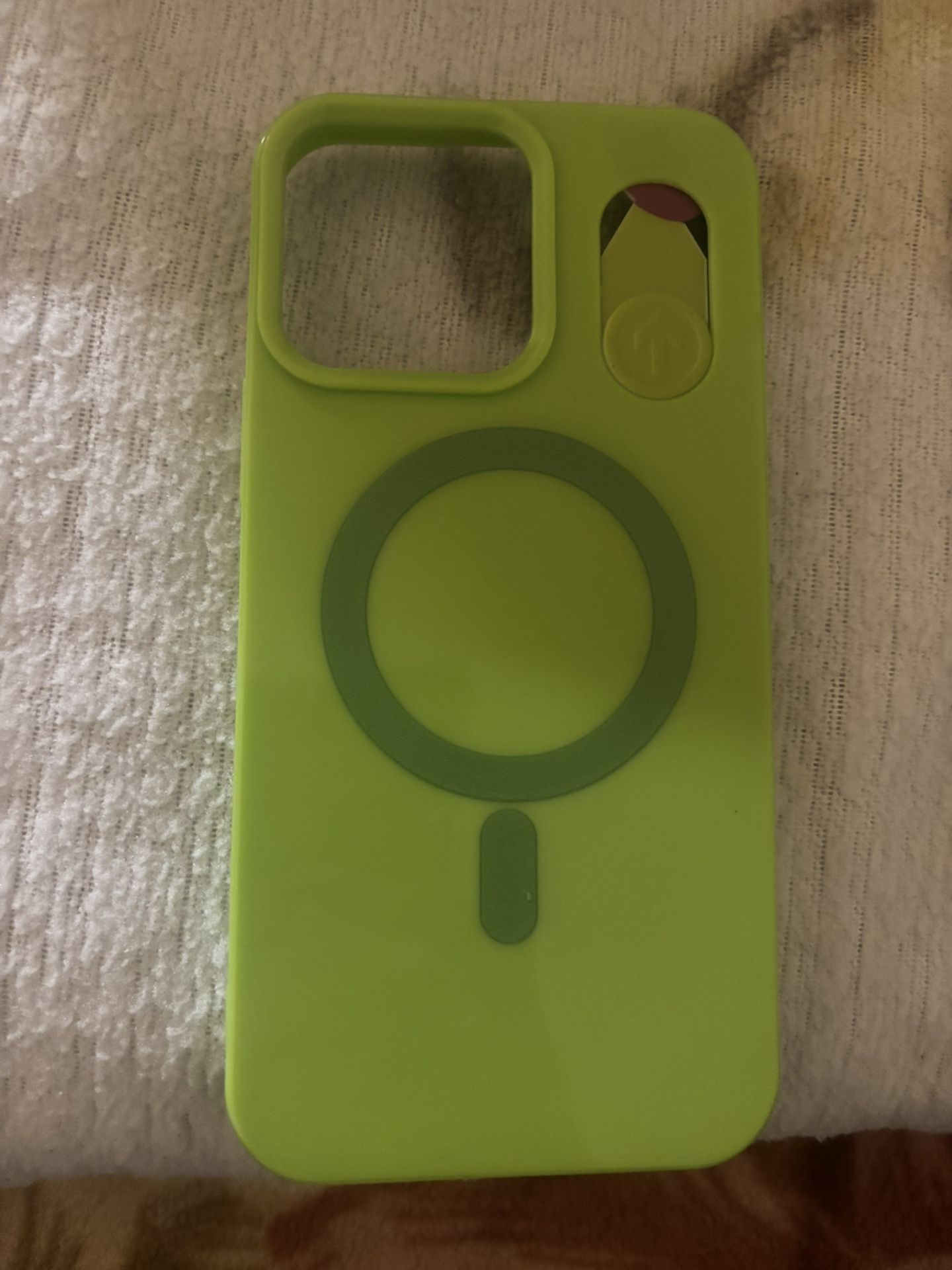 iPhone 15 Plus Case. Only used Twice. Jelly Silicone Case 