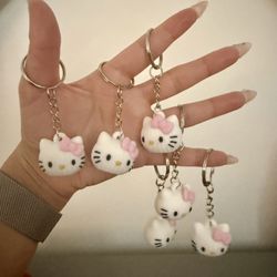 Ravin’ 3D Prints - Knitted Hello Kitty Keychain