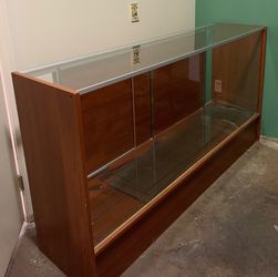Display case