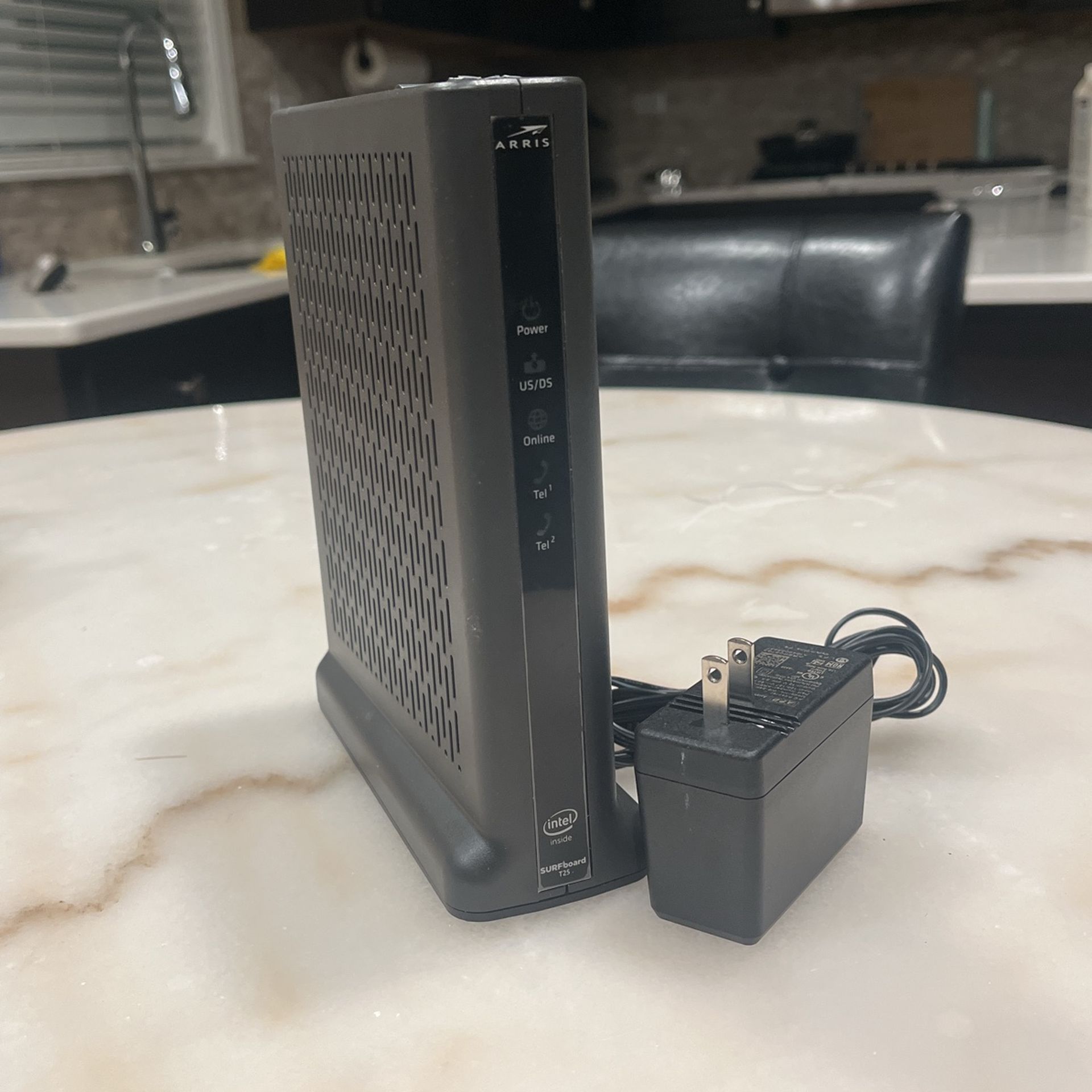 ARRIS (T25) - Cable Modem - Fast DOCSIS 3.1 Gigabit Cable Modem , Comcast Xfinity Internet & Voice , Two 1 Gbps Ports, 800 Mbps Max with Xfinity Plan