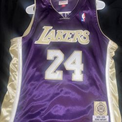 Authentic Kobe Bryant Jersey Size Large