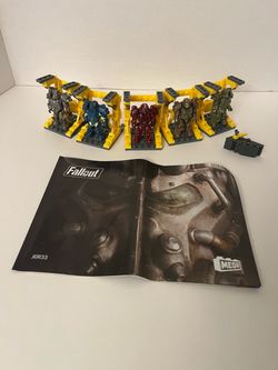 Mega Construx Fallout T-60 Power Amor Collection Set