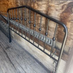 Queen Bed frame Bedframe Metal