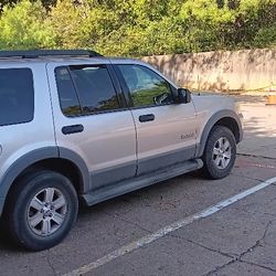 2006 Ford Explorer