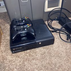 Xbox 360 E Console, 320 GB. 