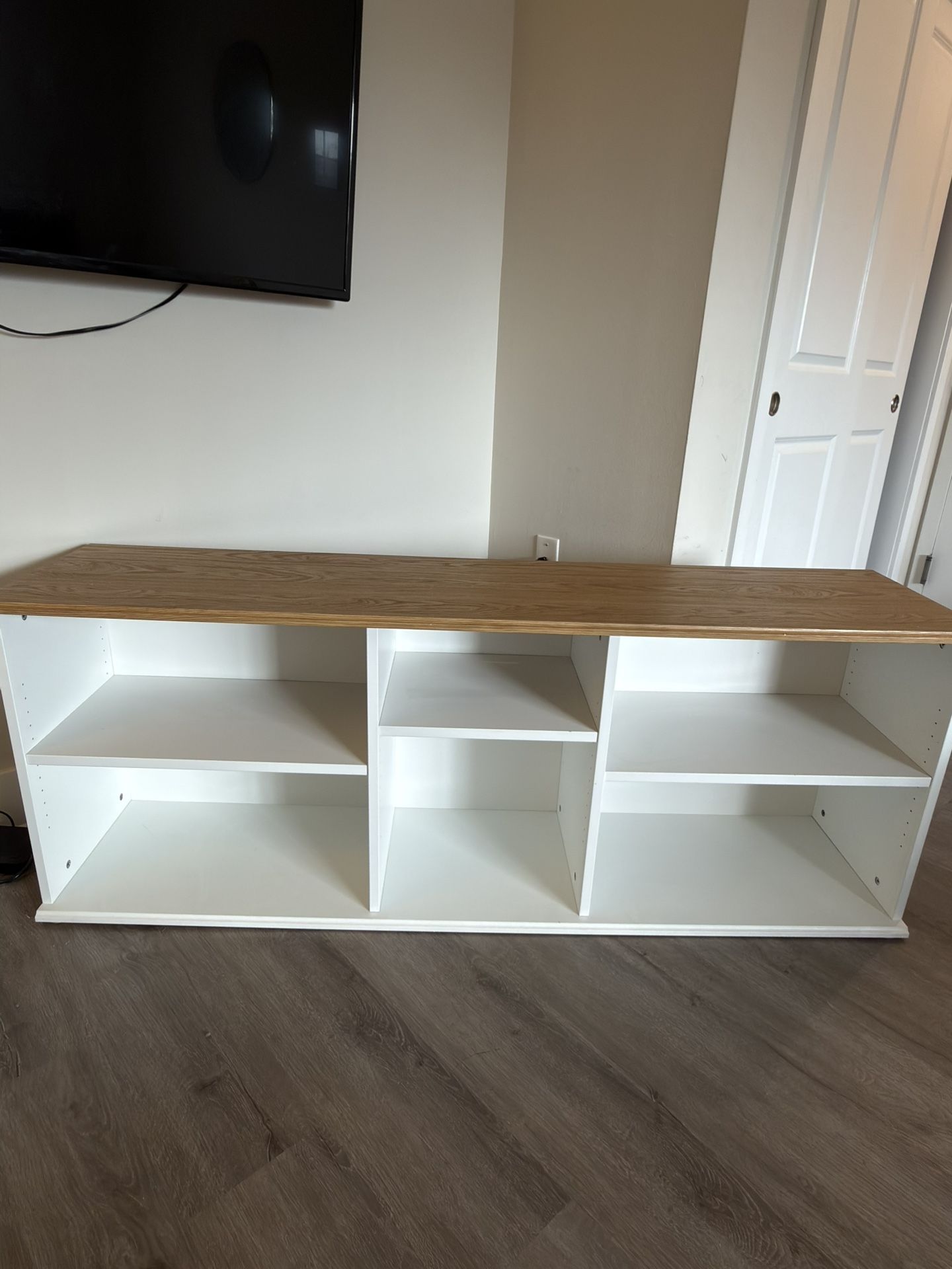 Skruvby IKEA TV Unit