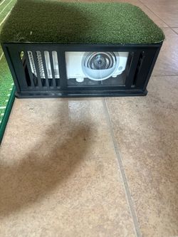 BenQ MX825STH projector (Golf Simulator)